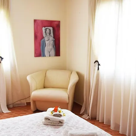 Silvia's Апартаменти